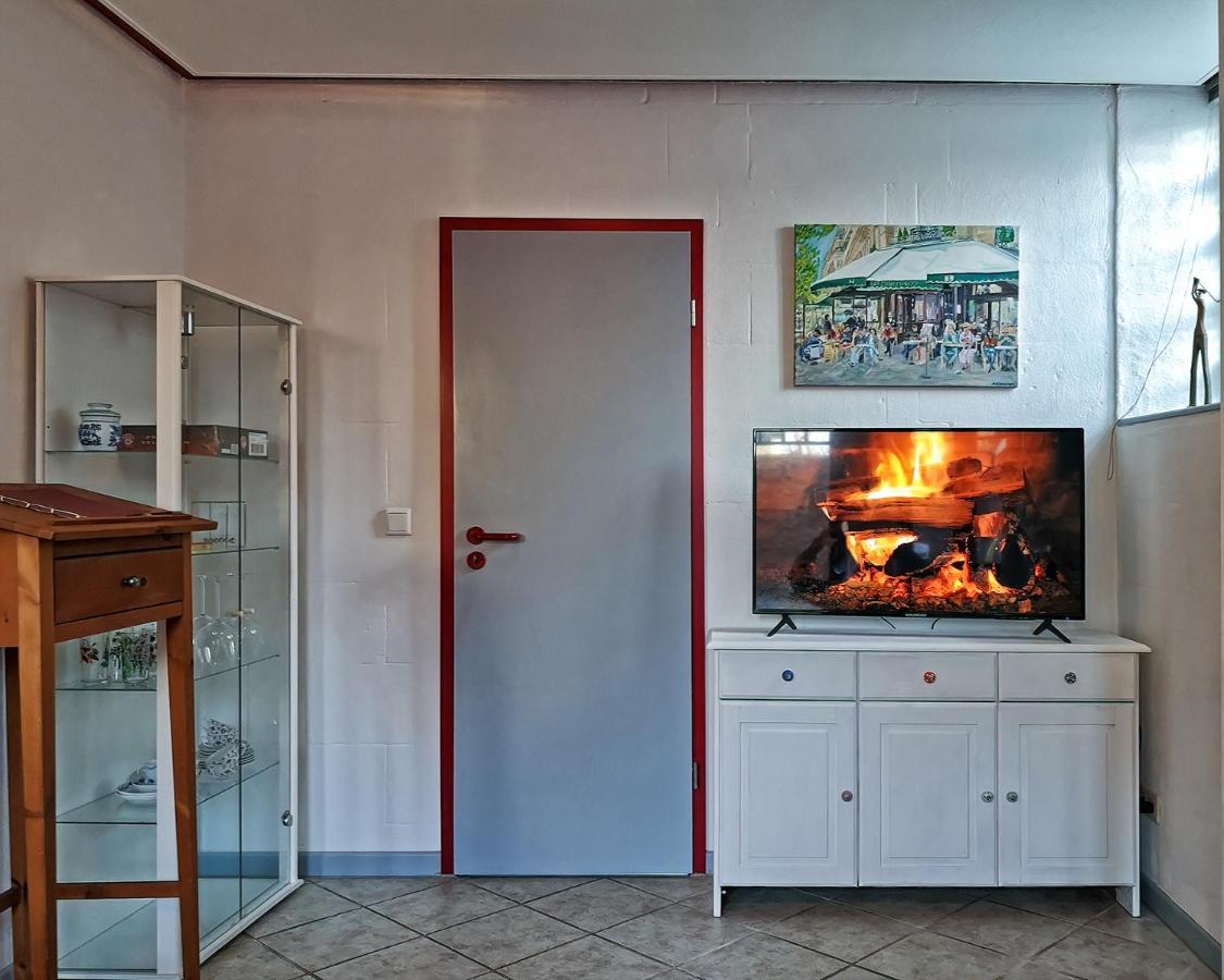 Gemuetliches Ferienhaus - Ankommen Und Wohlfuehlen Husum  Luaran gambar